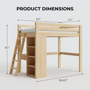 Pode incluir: Uma cama loft de madeira clara com uma secret&aacute;ria e prateleiras embutidas. A cama tem 203 cm de altura, 203 cm de comprimento e 112 cm de largura. O comprimento total &eacute; de 245 cm. Uma escada d&aacute; acesso &agrave; &aacute;rea de dormir.