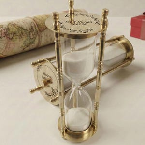 Reloj de arena de latón rellenable personalizado para ceremonia de boda, temporizador de arena Unity grabado a medida.