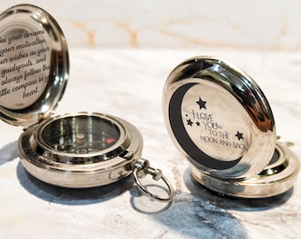 Collar con brújula personalizada de plata con botón pulsador / Colgante de latón grabado, regalo de boda