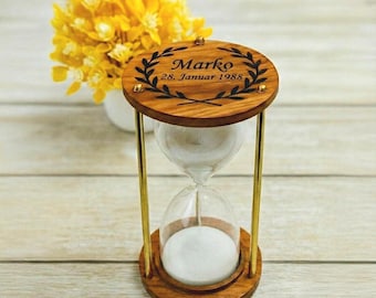 Clessidra in legno incisa personalizzata, timer a sabbia in ottone anticato - colonne dorate, orologio a sabbia vintage per arredamento da scrivania e ufficio,