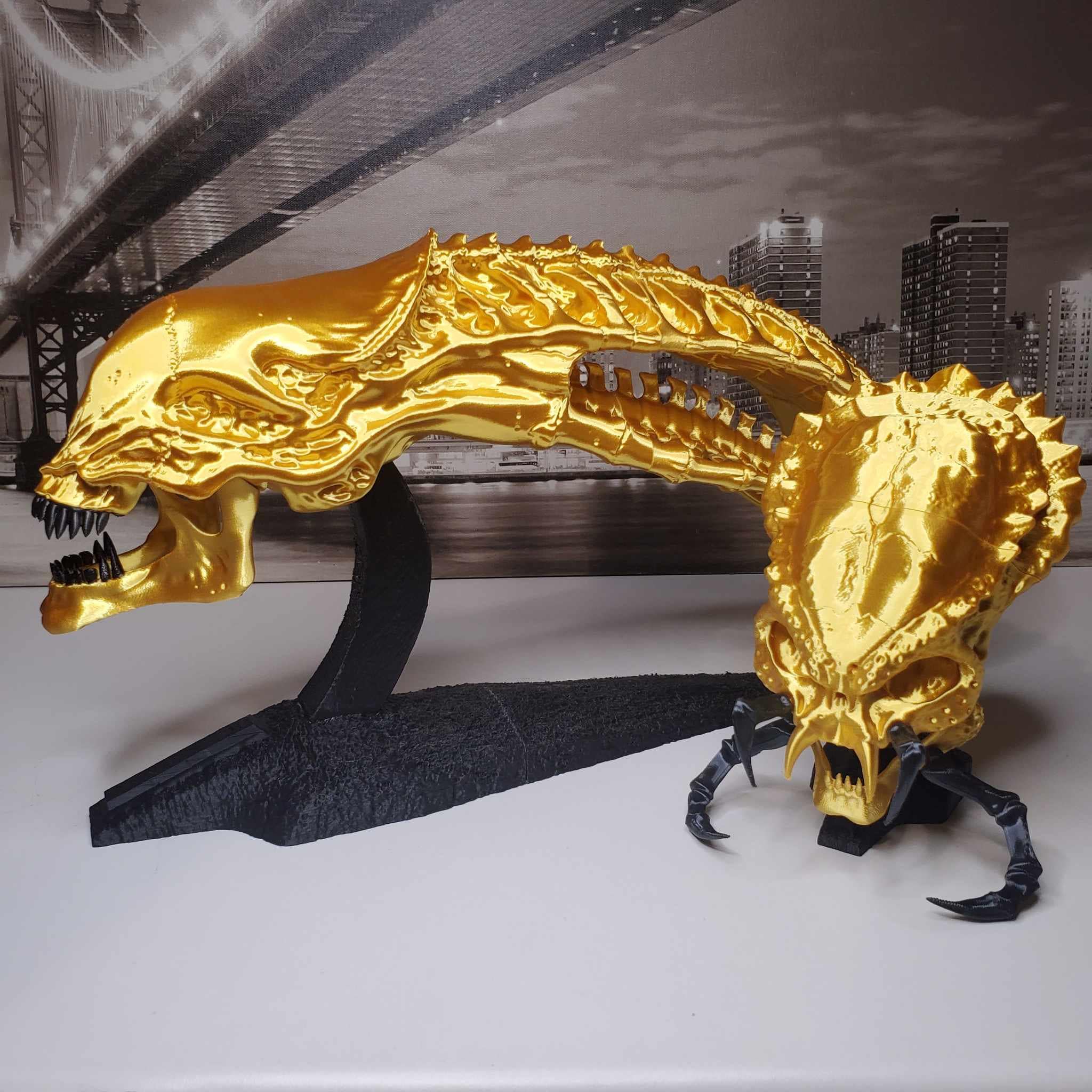 プレデターとゼノモーフ エイリアンの頭蓋骨モデルの置物 3D プリント