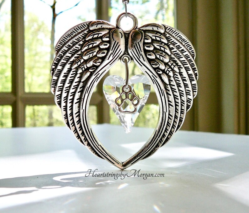 HeartstringsByMorgan Paw Prints on My Heart Suncatcher