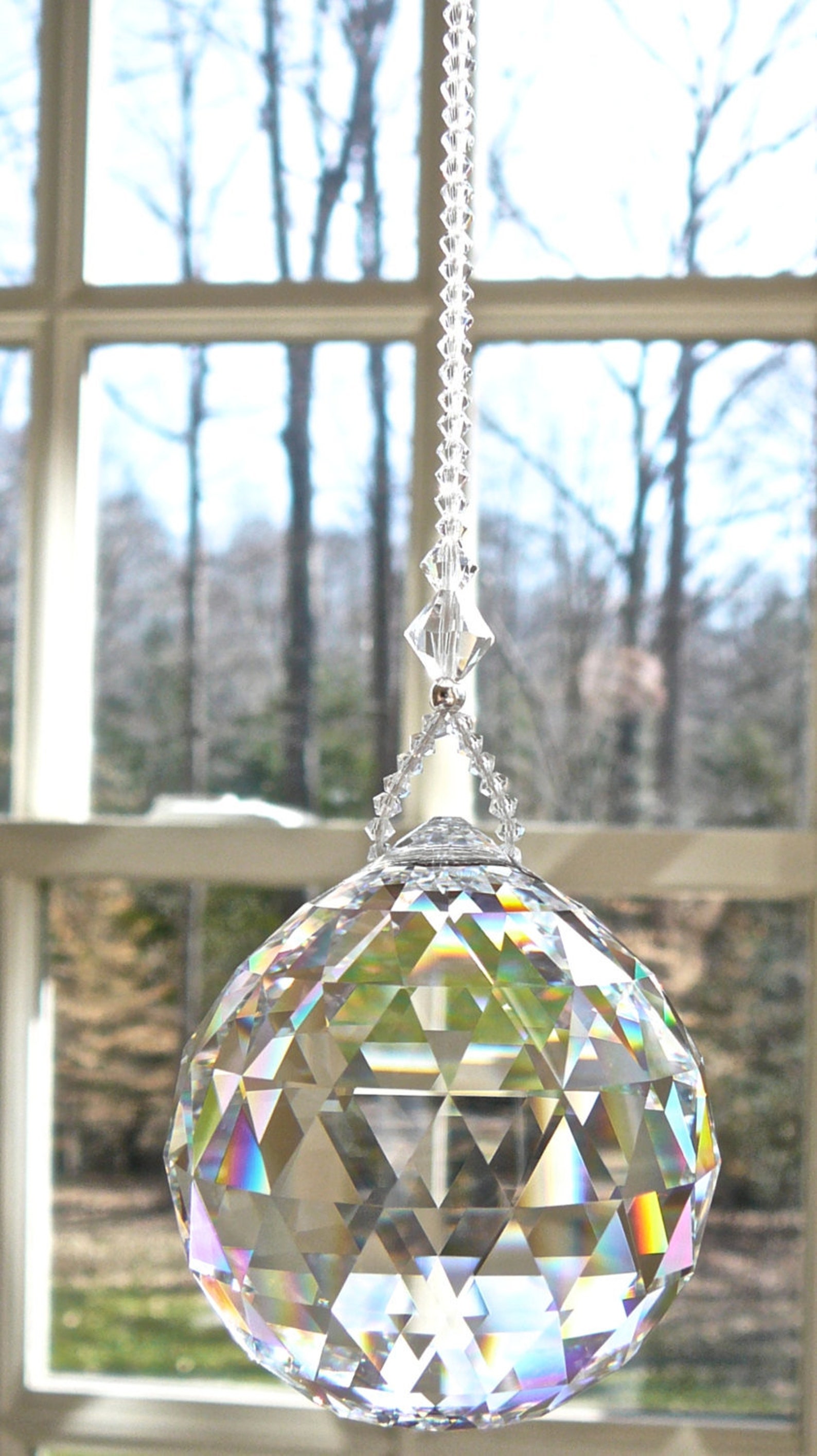 Nola crystal sun. Хрусталь сваровски спектр соединение. Хрустальная подвеска на елку. Google gems. Prism suncatcher.