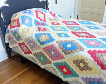 Colorful Vintage Quilt, Vintage Hand Sewn Quilt, Vintage Diamond Quilt, Vintage Double Quilt, Vintage Rainbow Quilt, Vintage Twin Quilt