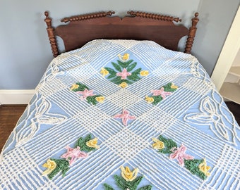 Vintage Chenille Bedspread, Vintage Full Bedspread, Vintage Queen Bedspread, Vintage Flowers Chenille, Vintage Blue Floral Chenille, Pink