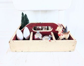 Vintage Wood Carrier, Rustic Wood Carrier Tote, Primitive Wood Tote Carrier, Vintage Christmas Decor, Vintage Divided Box, Red White Box