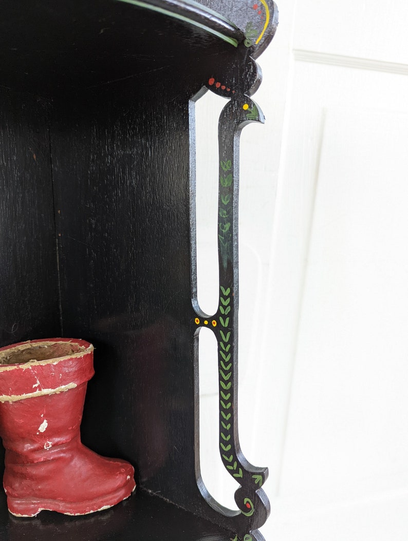 Vintage Corner Shelf, Vintage Wood Shelf, Wood Display Shelf, Black Corner Shelf, Hand Painted Shelf, Bathroom Kitchen Shelf, Folk Art Shelf image 6