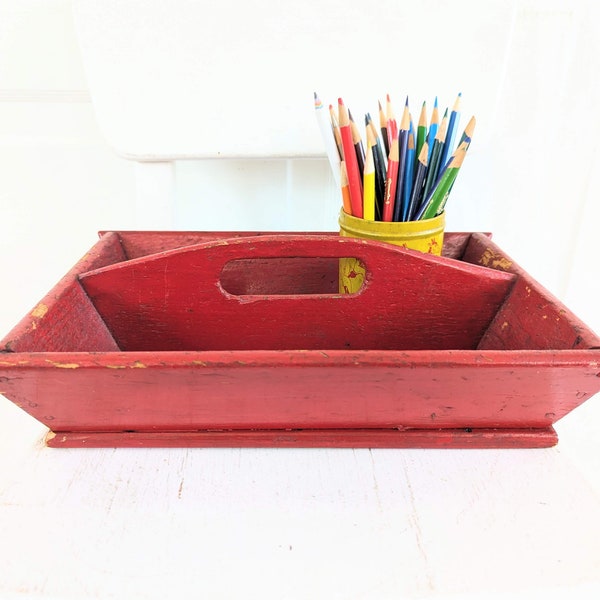 Vintage Red Wood Tote, Vintage Red Wood Box, Primitive Wood Tote, Vintage Red Wood Carrier, Primitive Wood Carrier, Vintage Christmas Decor