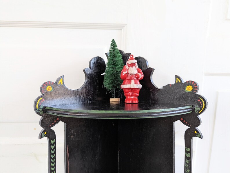Vintage Corner Shelf, Vintage Wood Shelf, Wood Display Shelf, Black Corner Shelf, Hand Painted Shelf, Bathroom Kitchen Shelf, Folk Art Shelf image 3