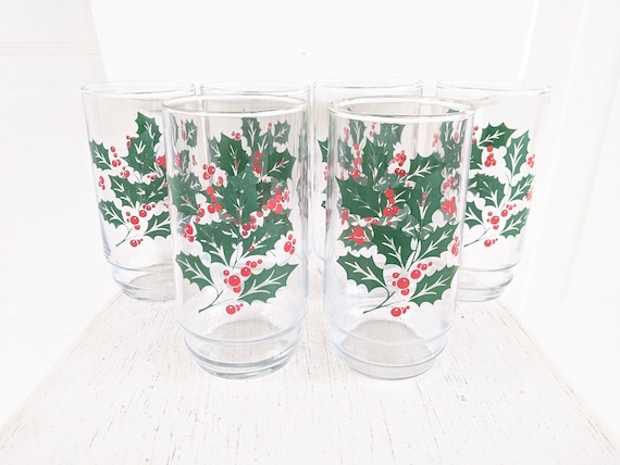 Set Vintage Christmas Glasses, Mid Century, Vintage Christmas Bar Ware, Retro Glasses, Set of 6 Christmas Glasses, Vintage Holly Glasses