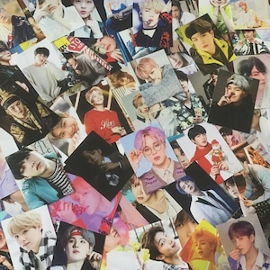 Puede incluir: Una colección de numerosas tarjetas fotográficas rectangulares que presentan varios retratos de una persona joven con diversos colores y estilos de cabello, incluyendo rosa, rubio y oscuro, capturados en diferentes poses, iluminaciones y atuendos.
