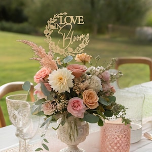 Love In Bloom Bridal Shower Decorations, Bridal Shower Center pieces, Bridal Shower Decorating Idea, Wildflower Themed Bridal Shower