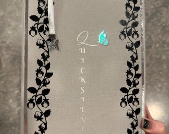 Quicksilver Rebind / Libro Callie Hart Romantasy / Libros personalizados / Edición especial reencuadernada / Libro reencuadernado / Encuadernación de libros Tiktok / Encuadernación de libros