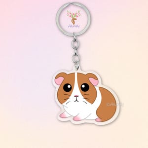 Red & White Guinea Pig Acrylic Keychain, Cute Cartoon Rodent Charm, Pet Lovers Gift, Small Animal Accessory, Pet Loss Memorial, Bag Charm