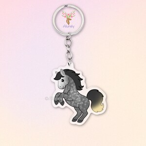 Apfelschimmel Pferd Acryl Schlüsselanhänger, Süßer Cartoon Pferde Anhänger, Geschenk für Reiter, Pferdeliebhaber Accessoire, Gedenkgeschenk