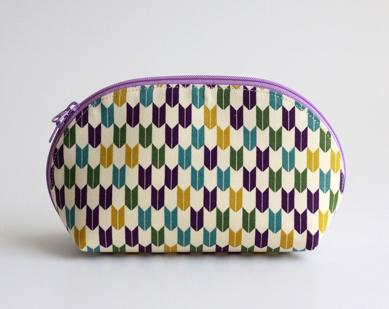 Clam Shell Bag Pattern Pattern; PDF Tutorial of Clam Shell Bag; Step-by-step Instruction and ...