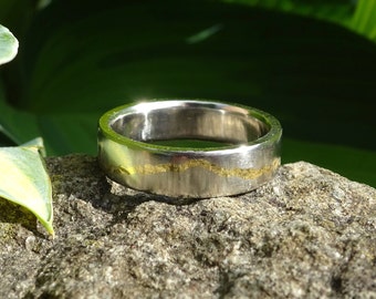 Gold Inlay Platinum Mountain Ring, Wedding Mountain Band, Custom Gold Inlay Band, Kintsugi Wedding Ring, Platinum Wedding Band