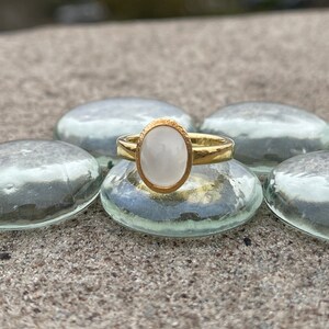 Moonstone Solitare 18k Yellow Gold Ring, Moonstone Gold Ring, Birthstone Ring, Alternative Wedding Ring, Moonstone Wedding Ring image 6