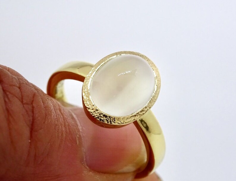 Moonstone Solitare 18k Yellow Gold Ring, Moonstone Gold Ring, Birthstone Ring, Alternative Wedding Ring, Moonstone Wedding Ring image 8