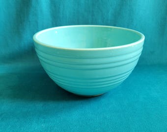 McCoy Robins Egg Blue Beehive 8" Bowl