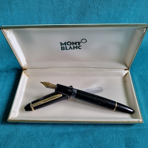Vintage Montblanc Meisterstuck Fountain Pen 146 with 14k Gold Nib