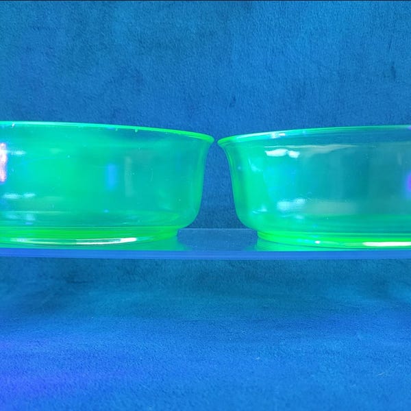 Uranium Glass Set of 2 Bowls