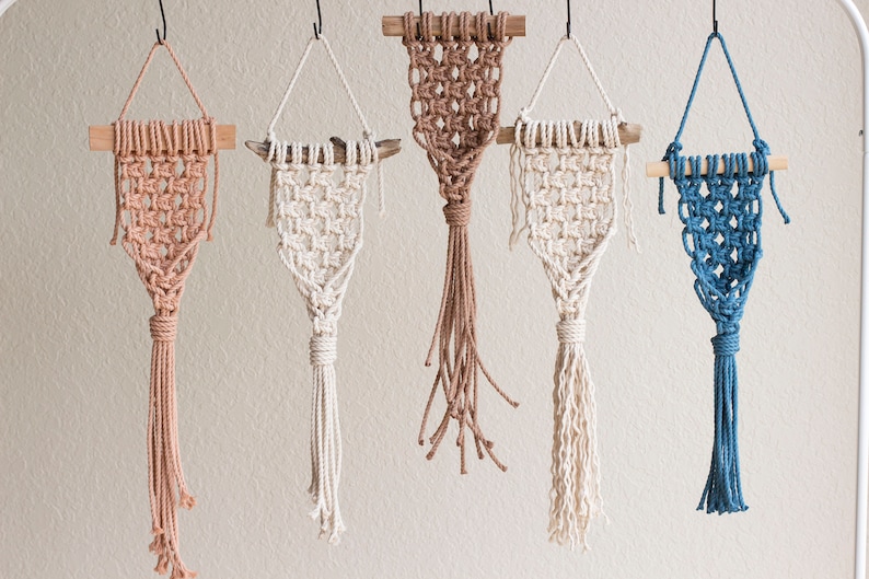 Pattern: DIY Macrame Air Plant Hanger Pattern, Flat Wall Planter, DIY Macrame, Plant Hanger Pattern, Macrame Pattern image 2