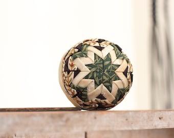 DIY Traditional Quilted Fabric Ball Christmas Ornaments Pattern and Tutorial Digital Download