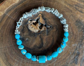 Sundance Style Turquoise & .925 Sterling Silver Bracelet Kingman Mine Southwestern Artisan Wearable Art Mined Stone Hand Stamped Beads