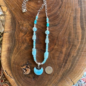 Larimar Mond Halskette: Sterling Silber Halbmond, Atlantis Delfin Stein
