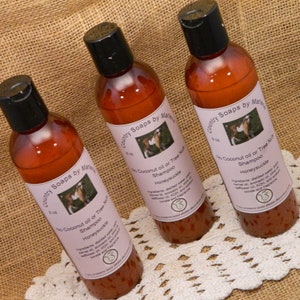 Honeysuckle Liquid Shampoo NO coconut oil  or tree nuts  8 oz