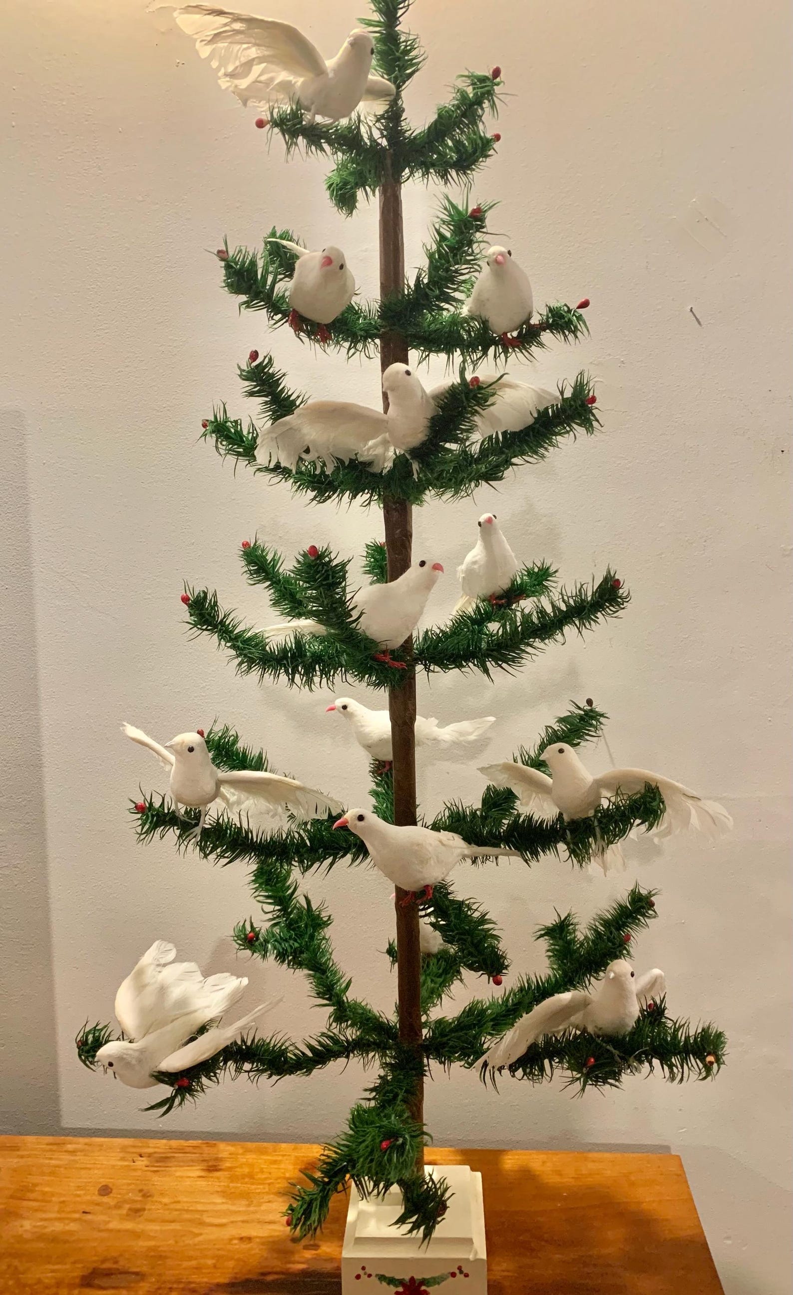Vintage Goose Feather Christmas Tree 39” Tall/ White Dove Ornaments - Lot of 13