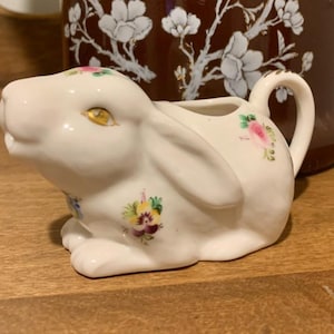 Vintage Grace&#39;s Teaware Tea Bunny Rabbit Coffee Creamer Pitcher Porcelain Flowers Table Decoration Easter Decor