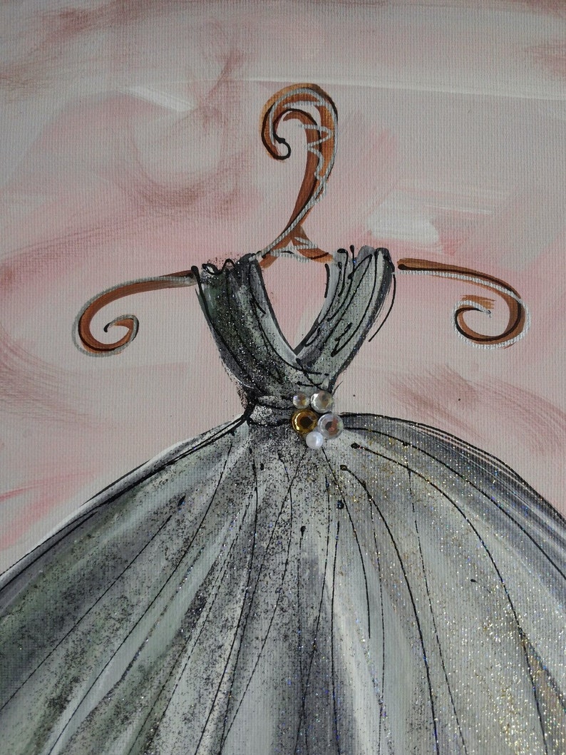 short gown with canvas