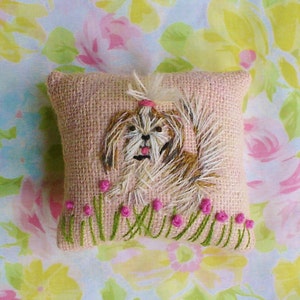 Freehand Embroidered MEDIUM SIZE 10 Pillow with Your Dog Made to Order YelliKelli image 7