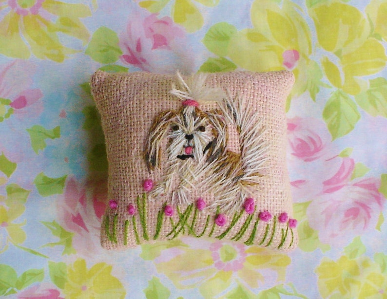 Freehand Embroidered MEDIUM SIZE 10 Pillow with Your Dog Made to Order YelliKelli image 7