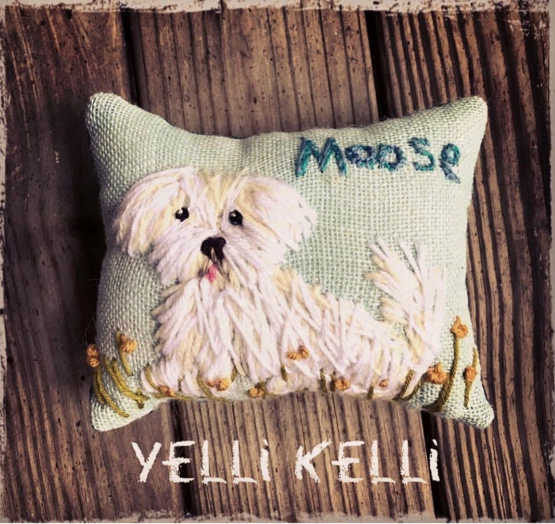 Freehand Embroidered MEDIUM SIZE 10 Pillow with Your Dog Made to Order YelliKelli image 3