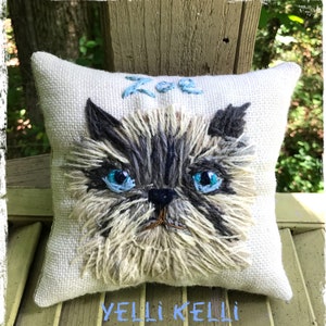 Freehand Embroidered MEDIUM SIZE 10 Pillow with Your Dog Made to Order YelliKelli image 2