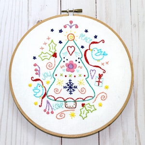 Christmas Tree Embroidery Pattern. Hand Embroidery. PDF Pattern. Digital Pattern. Xmas Crafts. Hand Embroidery Pattern. Holiday Pattern.