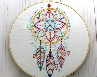 Dreamcatcher. Embroidery Pattern. Hand Embroidery. PDF Pattern. Digital Pattern. Southwestern. Feathers. Boho Hippy. Embroidery Hoop Art.