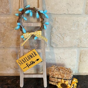 Sunflower ladder/Mini wood ladder set: Tiered tray decor