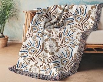 Floral Woven Throw Blanket: Vintage Cottagecore Decor