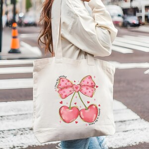 Cherry Tote Bag Coquette Pink Bow Cherry Reusable Bag Aesthetic Teacher Shoulder Bag Vintage Librarian Totes Trendy Gift Bag for Teacher Bag