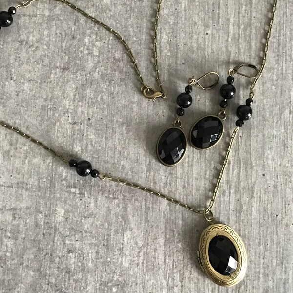 Locket, and earrings, with faceted black agate, elegant necklace and matching earrings