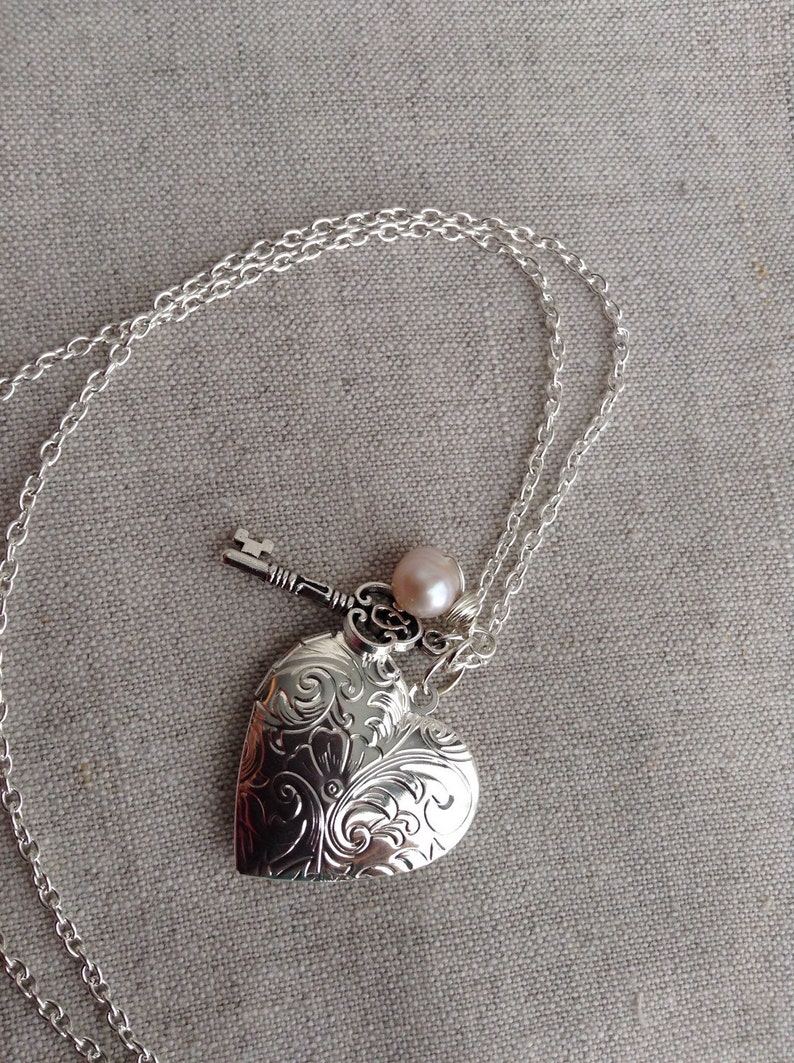 floral design locket necklace, graduation gift, gift for her, image 2