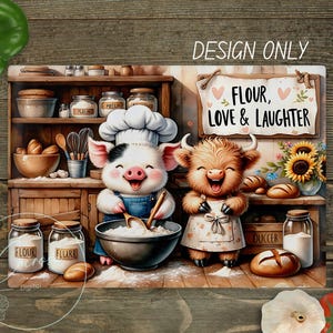 Peut inclure: Illustration fantaisiste d'un cochon et d'une vache des Highlands dans une cuisine. Le cochon mélange de la farine, et la vache porte un tablier. L'enseigne indique « Flour, Love & Laughter ». Des pots de farine et des pâtisseries sont également visibles.