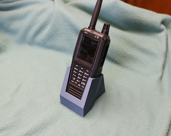 Uniden SDS100 Desktop Stand – Angled Viewing, for Extended Battery  Made-to-Order 3D Printed Scanner Stand