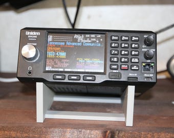 Angled Desktop Scanner Stand – Enhanced Sound, Universal Fit