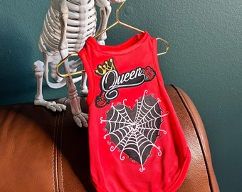 Pet Halloween Costume Set: Queen Shirt + Spider Hairpin - Trick or Treat Ready, dog clothes, pet clothing, pet costume party, dog Halloween