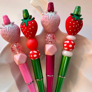 Strawberry Beaded Chunky Bead Pens, Strawberry Fields Forever, Journaling Pens, Daily Planner, Party Favors, Small Gift, Strawberry Garden